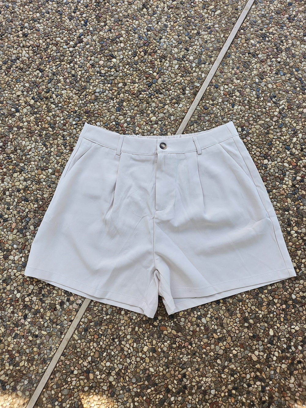 New W Tag Kirundo Women's Cream High-Rise Bermuda Shorts with Pleats XL